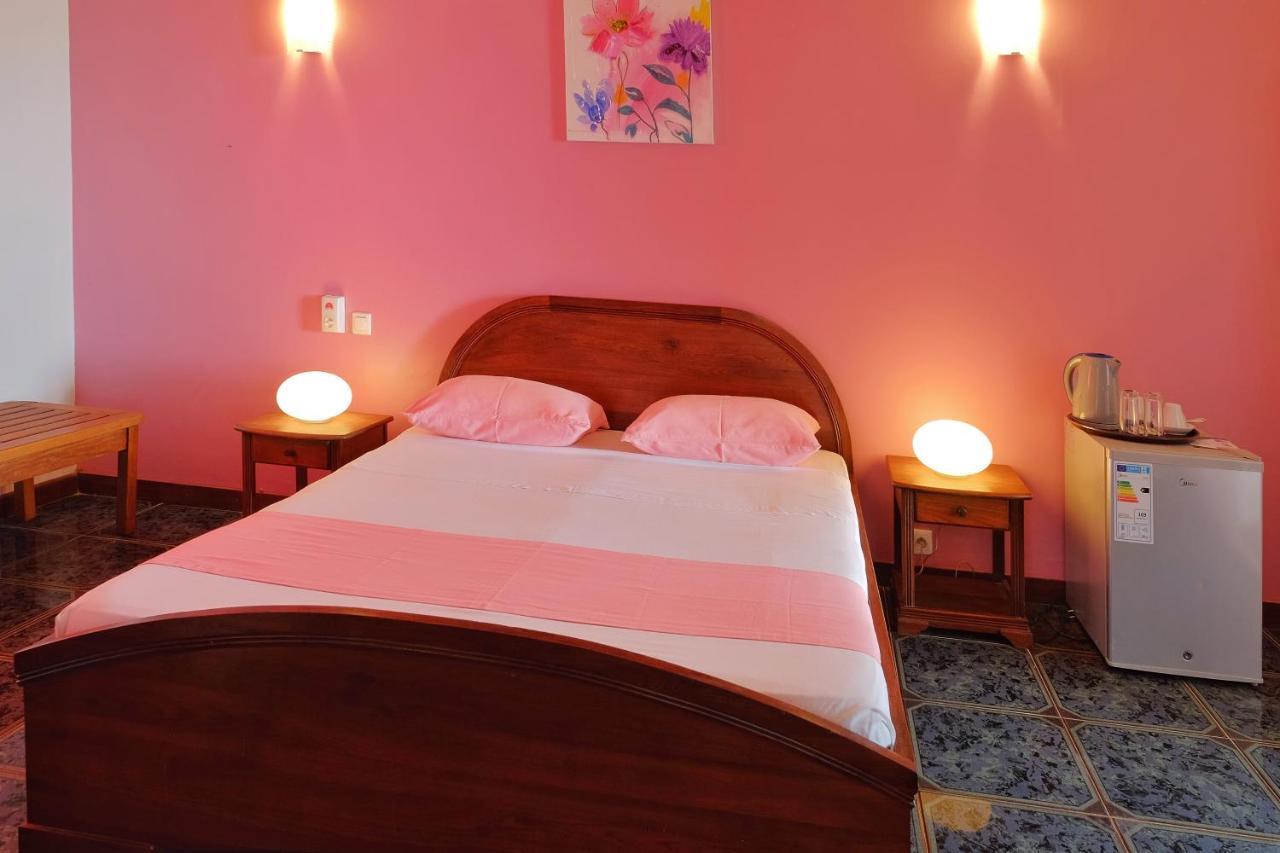 Hotel Villa Les Orchidees Ambatoloaka  Eksteriør bilde
